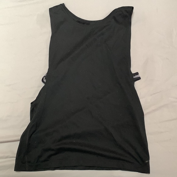 Black Nike Dri Fit Muscle Tank - Picture 2 of 3